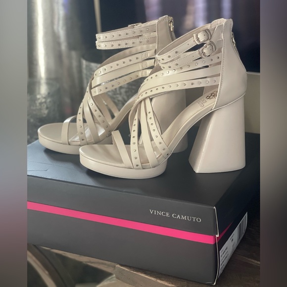 NIB Vince Camuto Nanthie Platform Women's Sandal in Warm Vanilla size 9 - Picture 9 of 10